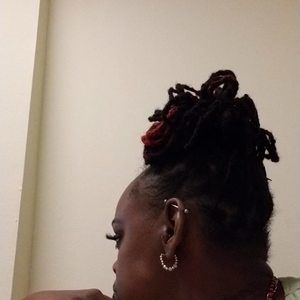 Meet your Posher, Alicia